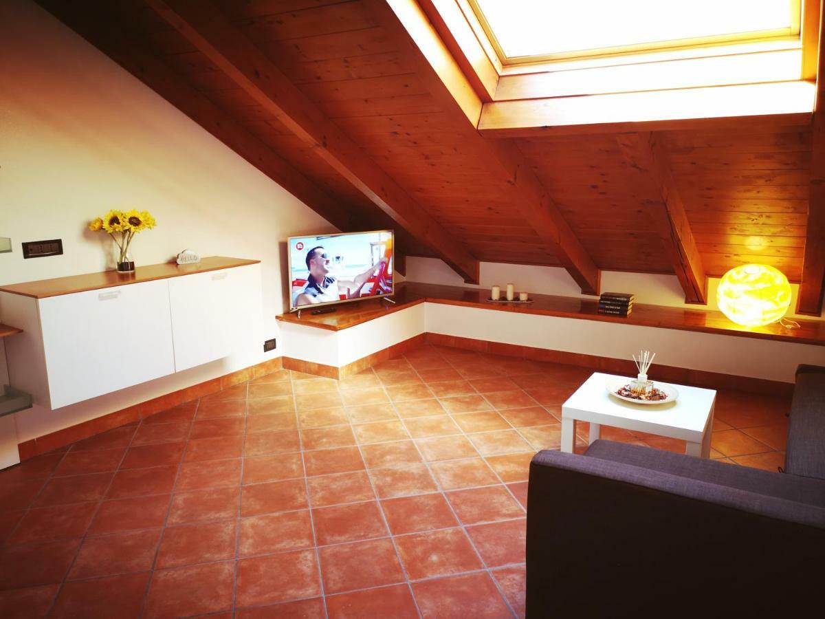 Ana'S Place Torino 2 Apartment ภายนอก รูปภาพ